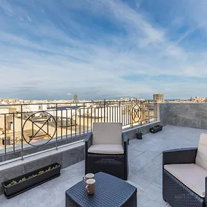 Terrace View - Stylish Two Bedroom Penthouse Msida